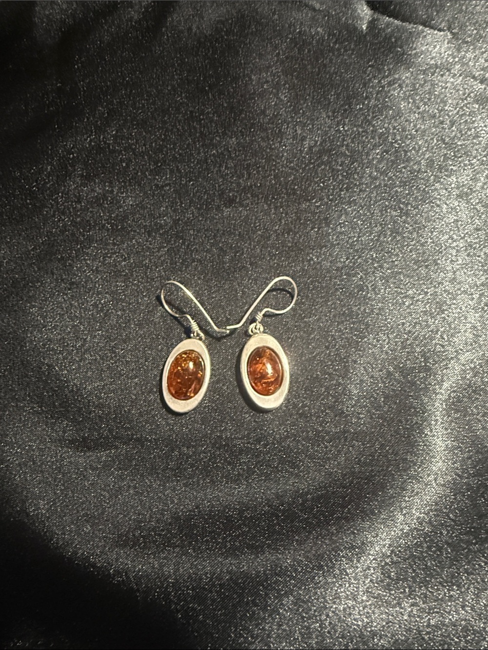 Lovely Vintage 925 Sterling Silver Baltic Amber Dangle earring set.
